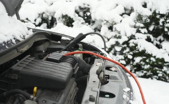 Jak wybrać akumulator do samochodu? Najważniejsze informacje i porady