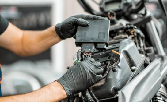 Jak wybrać odpowiedni akumulator do motocykla? Najważniejsze wskazówki