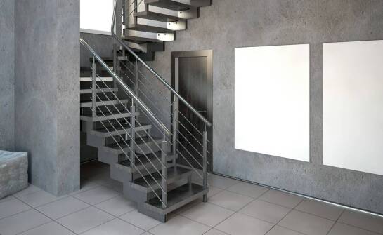 Schody stalowe – inspiracje i praktyczne pomysły na aranżację przestrzeni