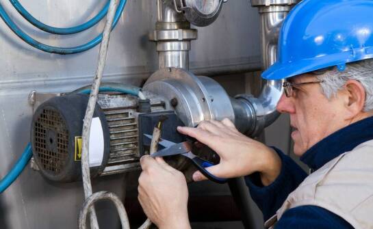 Usługi instalacyjne – sprawdź, co warto wiedzieć przed wyborem wykonawcy