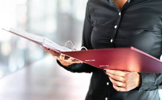 Jak wybrać usługi księgowe dopasowane do potrzeb firmy? Sprawdź kluczowe aspekty