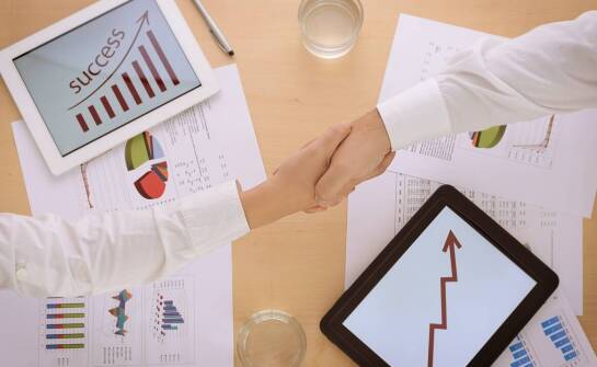 Jak doradztwo ekonomiczno-gospodarcze wspiera rozwój biznesu i inwestycji