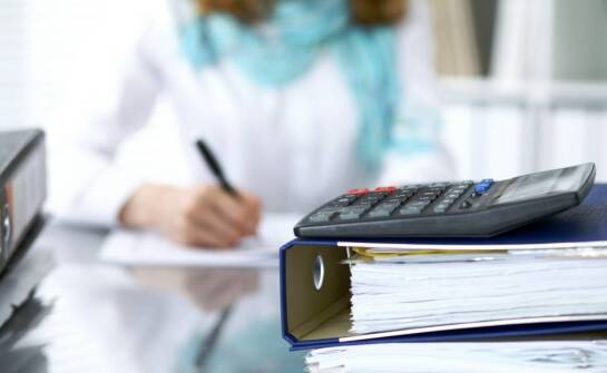 Czym zajmuje się biuro rachunkowe i kiedy warto skorzystać z usług księgowych