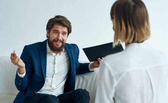 Jak wyglądają konsultacje psychiatryczne i kiedy warto z nich skorzystać