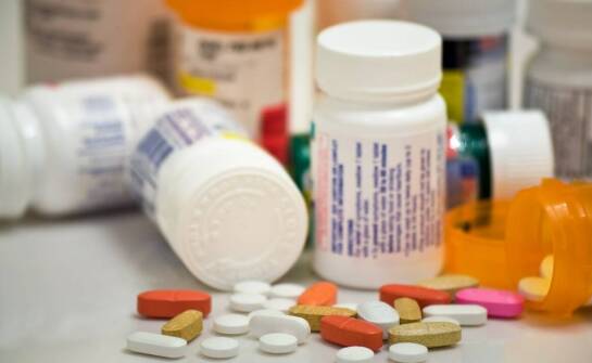 Bez recepty – co warto wiedzieć o dostępnych lekach i ich zastosowaniach