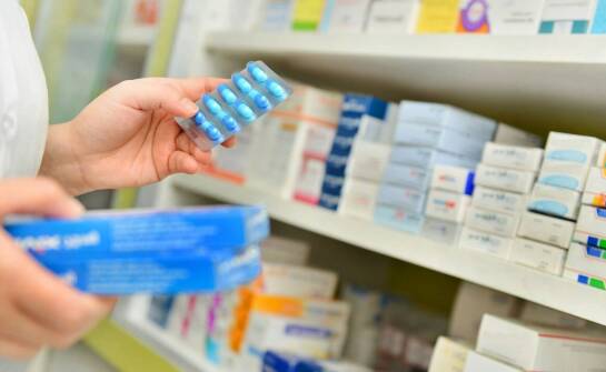 Jak działają apteki i co warto wiedzieć o kupowaniu leków bez recepty