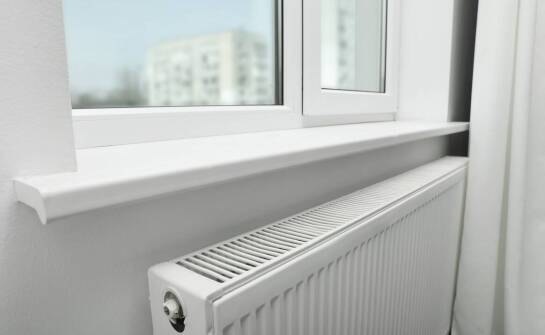 Ciepły montaż okien — na czym polega i dlaczego warto go rozważyć?