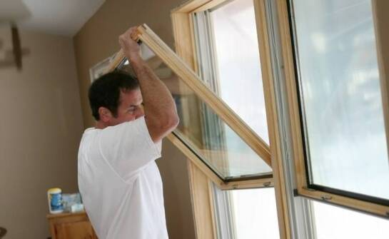 Jak wygląda prawidłowy montaż okien i na co zwrócić uwagę przy wyborze