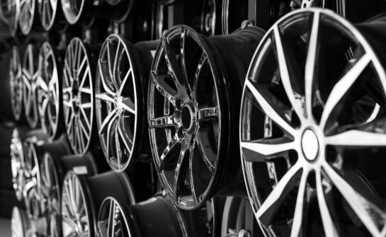 Jak przebiega sprzedaż felg i na co zwrócić uwagę przy oddawaniu felg?