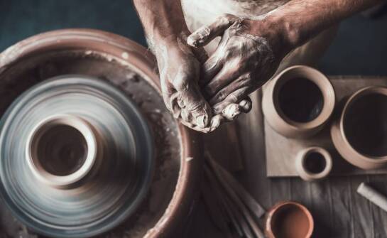 Ceramiczne płytki tokarskie – zastosowania, rodzaje i kluczowe zalety