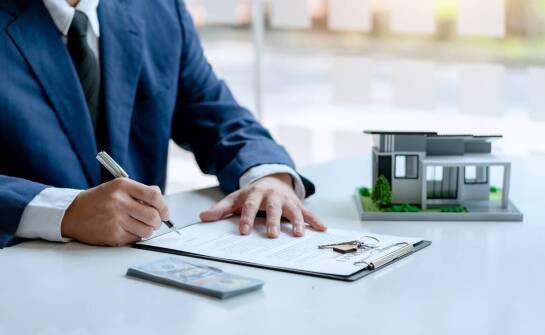 Jak działa biuro obrotu nieruchomościami i kiedy warto skorzystać z usług?