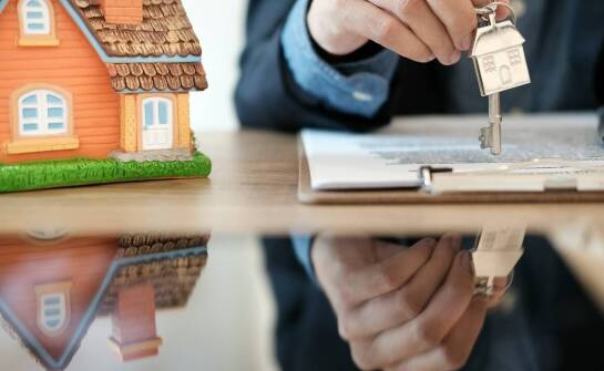 Jak wygląda rynek wynajmu mieszkań i na co zwrócić uwagę przed podpisaniem umowy