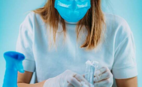 Jak skutecznie przeprowadzić dezynfekcję pomieszczeń i powierzchni?