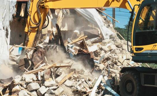 Najważniejsze informacje na temat rozbiórek budynków i obiektów
