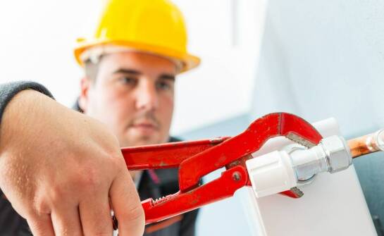 Najważniejsze informacje o instalacjach wodnych, kanalizacyjnych, gazowych i C.O.