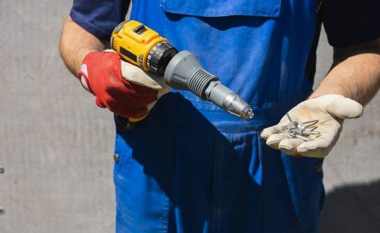 Na czym polegają przewierty sterowane i kiedy znajdują zastosowanie?