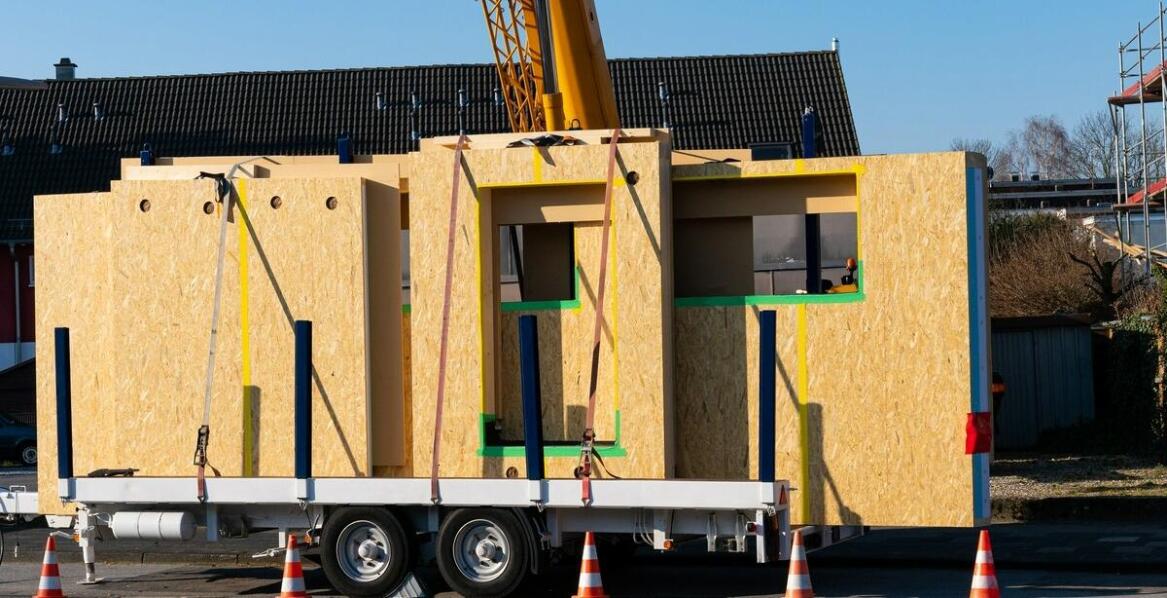 Jak powstają domy modułowe? Kluczowe etapy procesu produkcji