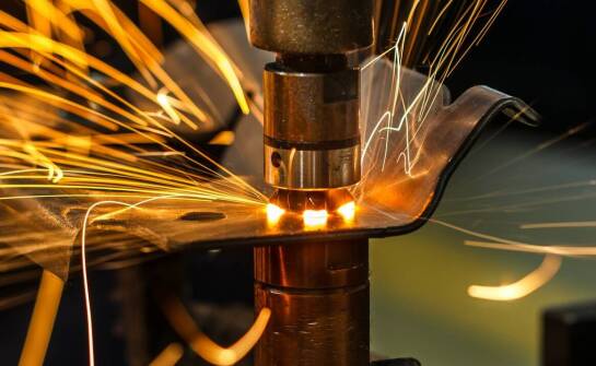 Frezowanie na tokarkach CNC – najważniejsze informacje i możliwości zastosowań