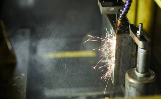 Frezowanie CNC – na czym polega i gdzie znajduje zastosowanie?