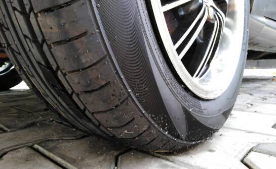 Jak dbać o opony i kiedy warto skorzystać z usług wulkanizacyjnych