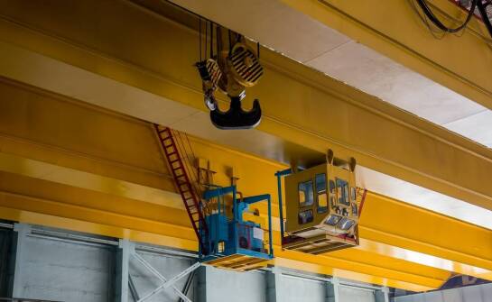 Podnośniki – rodzaje, zastosowania i najważniejsze informacje dla firm