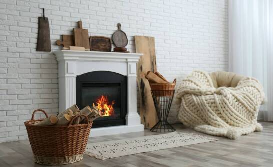 Jak wybrać kominek do domu – inspiracje i praktyczne wskazówki