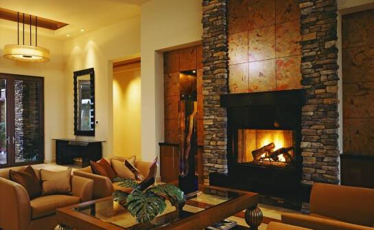 Jak przebiega budowa kominka od projektu po realizację – etapy i porady