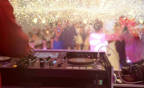 DJ Tomasz Wygoda – inspiracje muzyczne i trendy na imprezach 2024