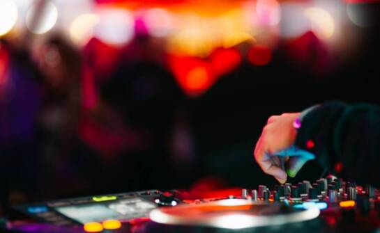 DJ Tomasz Wygoda – najnowsze muzyczne inspiracje i energia sceny rozrywki