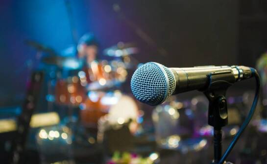 DJ Tomasz Wygoda – jak powstają energetyczne sety i taneczny klimat