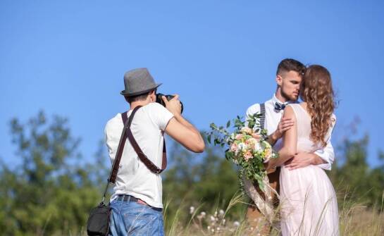 Najciekawsze style i trendy w fotografii ślubnej – inspiracje na wyjątkowe zdjęcia