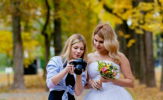 Sesje zdjęciowe na każdą okazję – pomysły i inspiracje do fotografii