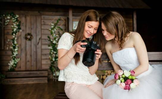 Najciekawsze pomysły na zdjęcia ślubne – inspiracje i porady dla par