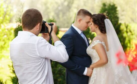 Najważniejsze etapy przygotowań do ślubnej sesji zdjęciowej krok po kroku