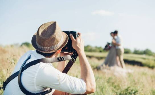 Fotoreportaże – jak zdjęcia opowiadają historie z ważnych wydarzeń