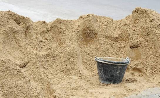 Wywóz piasku z budowy – najważniejsze zasady i praktyczne wskazówki