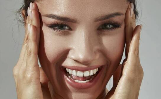 Nowoczesne metody ujędrniania skóry twarzy – przegląd skutecznych rozwiązań