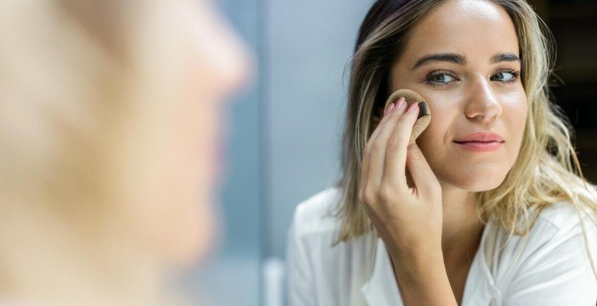 Jak działają zabiegi ujędrniające skórę twarzy i jakie efekty można uzyska