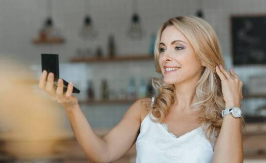 Zabiegi w salonie kosmetycznym – jak dbać o skórę przez cały rok