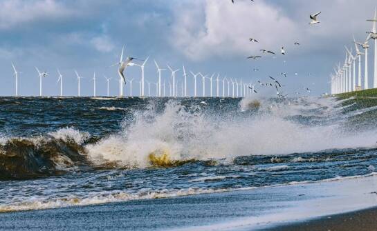 Morskie farmy wiatrowe – jak działają i jakie mają znaczenie dla energetyki