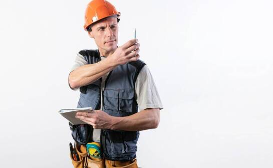 Geodeta – kluczowe informacje i zastosowania pomiarów w różnych branżach