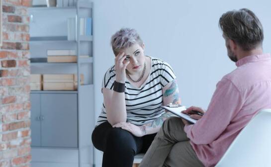 Psychoterapia – kiedy warto rozważyć wsparcie i jakie daje możliwości