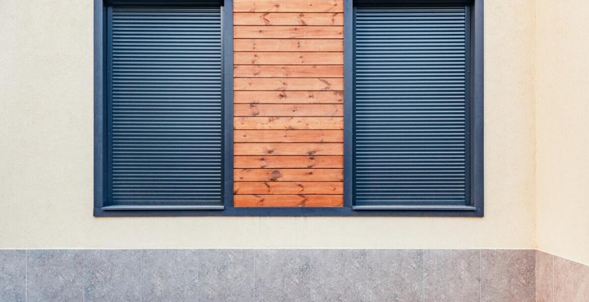 Jak działają rolety zewnętrzne i dlaczego warto je zamontować?