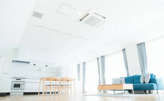 Filtry sufitowe – zastosowanie, budowa i znaczenie w systemach filtracji