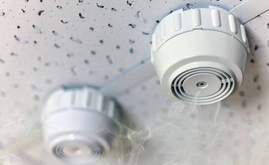 Jak działa filtr sufitowy do kabiny lakierniczej i jakie pełni funkcje?