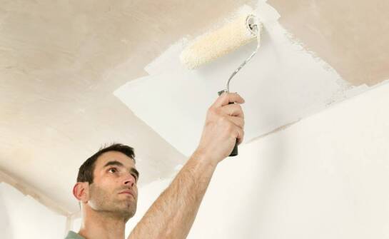 Filtr sufitowy do lakierni – kluczowe funkcje i znaczenie w procesie lakierowania