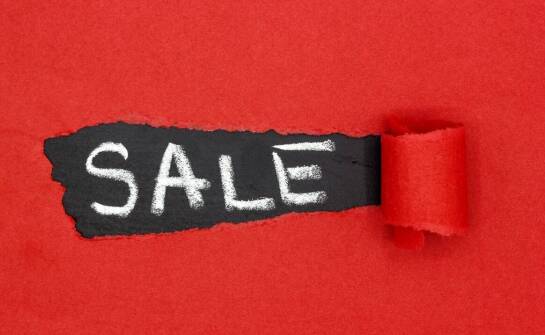 Zakręcarki do opakowań – zastosowanie, rodzaje i kluczowe zalety urządzeń