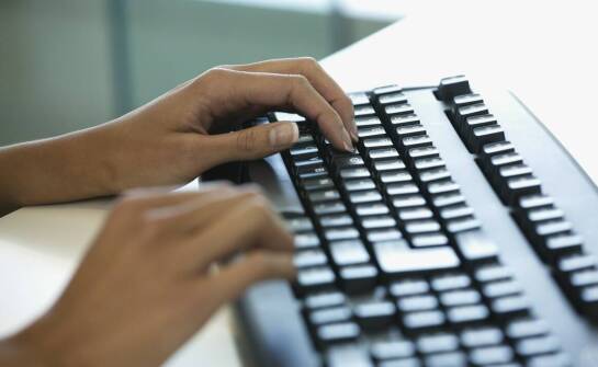 Najważniejsze cechy klawiatur cenionych przez zawodowców w codziennej pracy