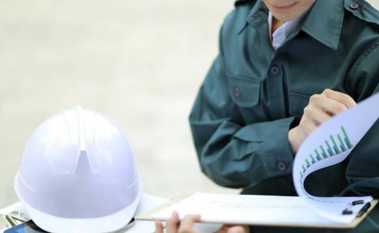 Jak przebiega kontrola warunków pracy i jakie obowiązki ma pracodawca