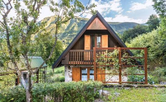 Domek całoroczny w górach – zalety wyboru i możliwości aranżacji